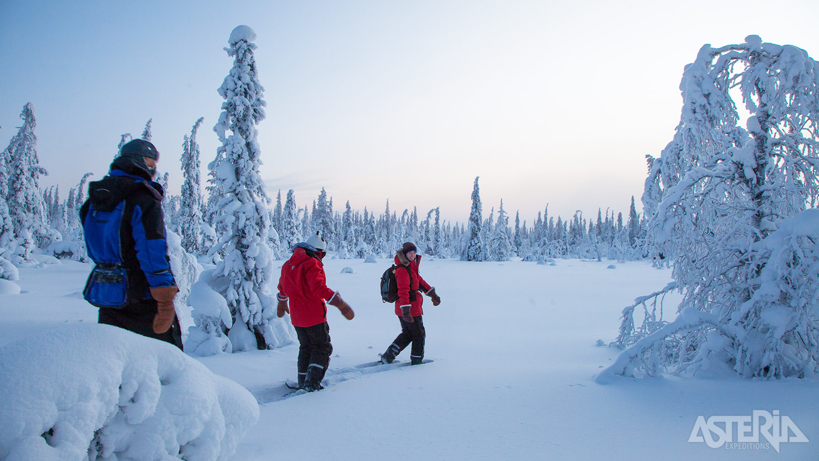 In het nabijgelegen Ylläs-Pallas Nationaal Park kan je prachtige wandelingen met sneeuwschoenen