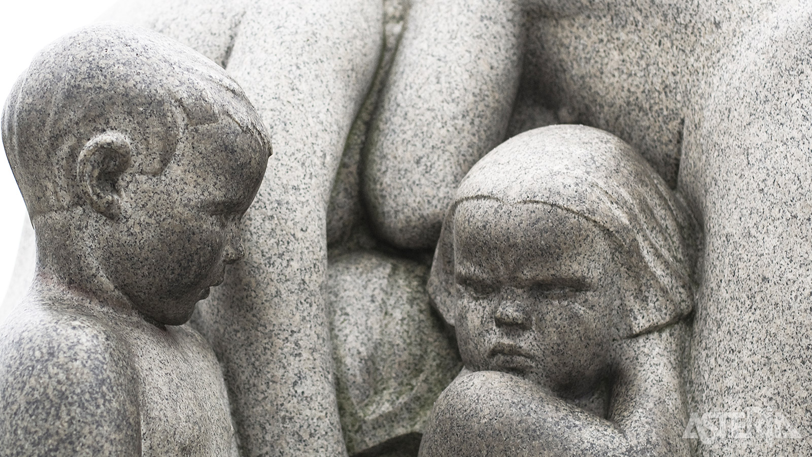 In het Vigelandpark staan meer dan 200 beelden van de hand van de Noorse beeldhouwer Gustav Vigeland