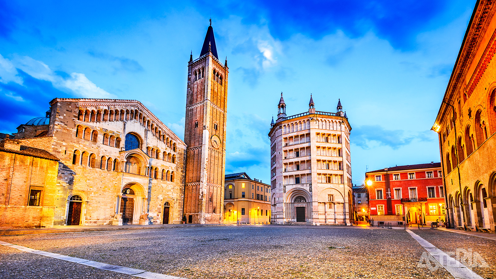 Parma, symbool van lekker eten, heeft een schat aan mooie gebouwen, schilderijen en beeldhouwkunst