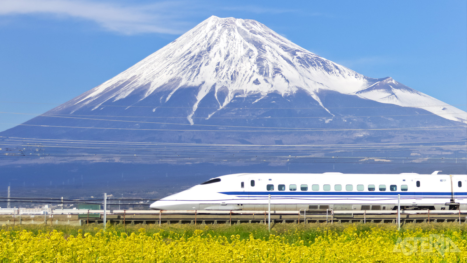 Met de Shinkansen-kogeltrein reis je snel van Tokio naar Kyoto