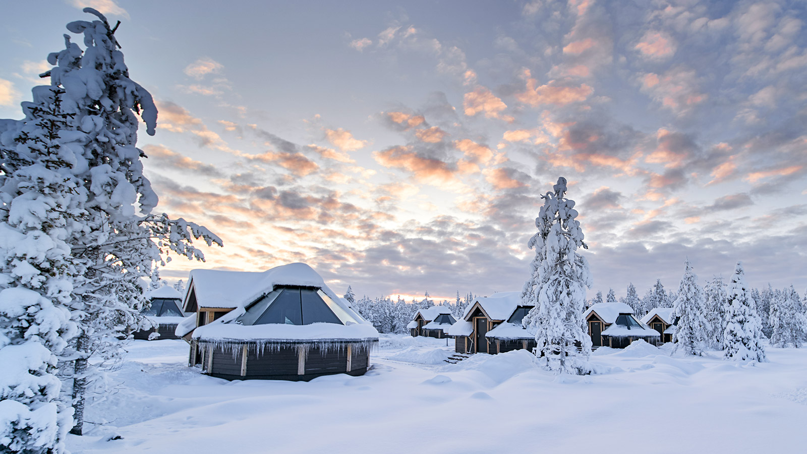De Aurora Cabins zijn dé manier om tijdens de winterse nachten de prachtige sterrenhemel en het noorderlicht te bewonderen